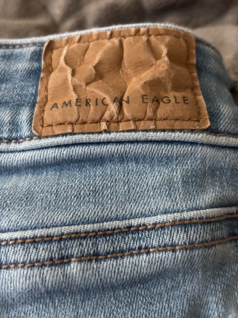 American Eagle Outfitters Light Blue Skinny Jeans | Size 6 - Picture 3 of 13